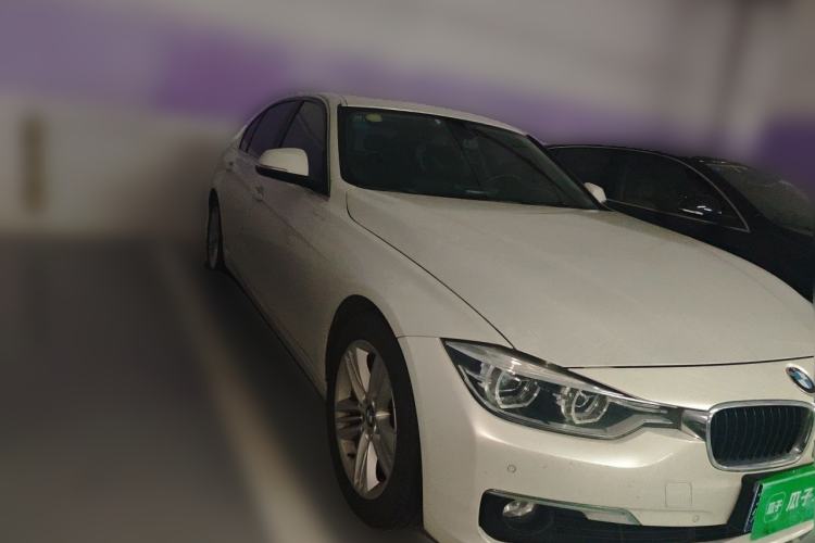 Used BMW 3 Series 2016 320Li Ambition Model Front Right 45 Deg