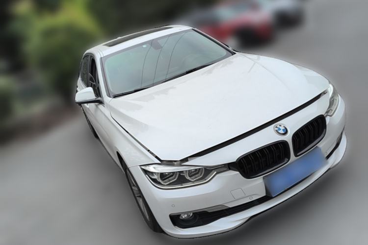 Used BMW 3 Series 2016 316Li Fashion Model Front Right 45 Deg