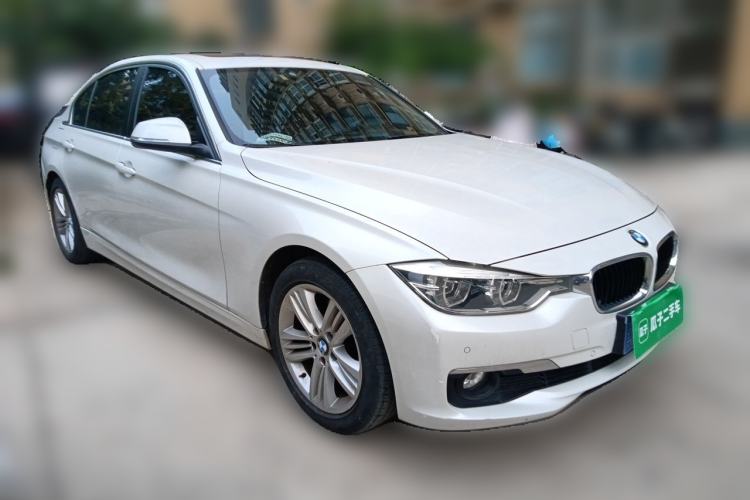 Used BMW 3 Series 2016 320Li Fashion Model Front Right 45 Deg