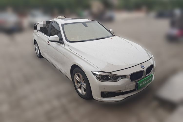 Used BMW 3 Series 2016 316Li Fashion Model Front Right 45 Deg