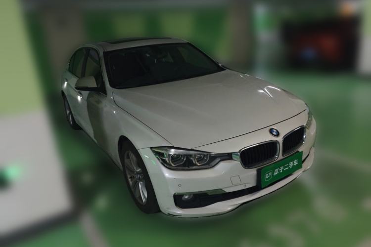 Used BMW 3 Series 2016 320Li Fashion Model Front Right 45 Deg