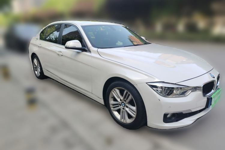 Used BMW 3 Series 2016 320Li Fashion Model Front Right 45 Deg