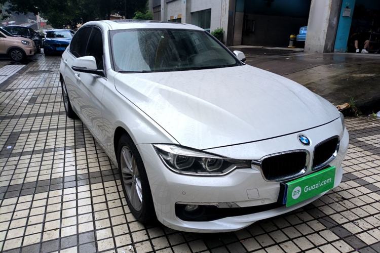Used BMW 3 Series 2016 320Li Fashion Model Front Right 45 Deg
