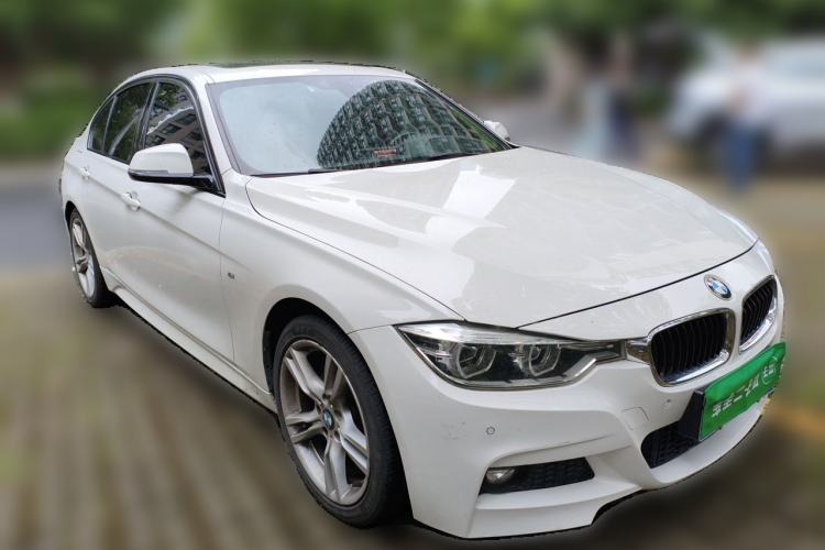 Used BMW 3 Series 2016 328i M Sport Front Right 45 Deg