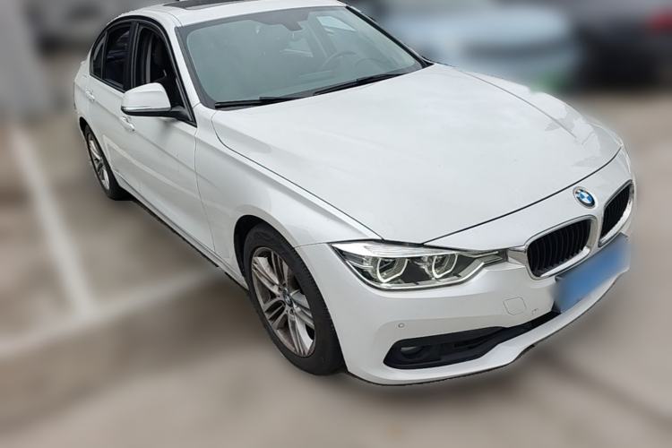 Used BMW 3 Series 2016 320i Fashion Model Front Right 45 Deg