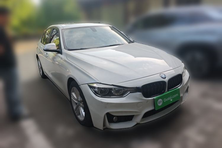 Used BMW 3 Series 2016 320i Fashion Model Front Right 45 Deg