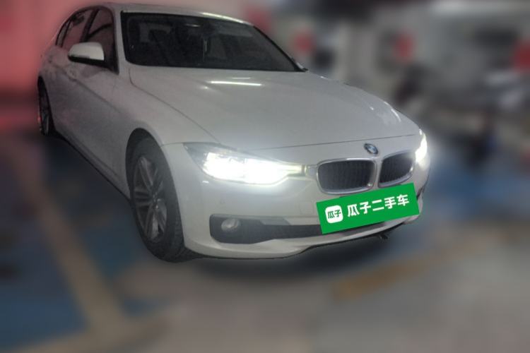 Used BMW 3 Series 2016 320Li Fashion Model Front Right 45 Deg