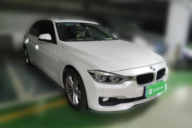 Used BMW 3 Series 2016 320Li Fashion Model Front Right 45 Deg