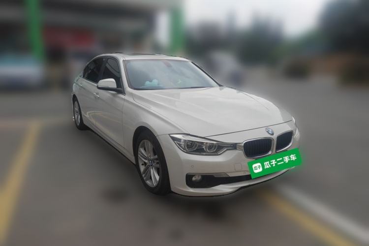 Used BMW 3 Series 2016 320Li Fashion Model Front Right 45 Deg