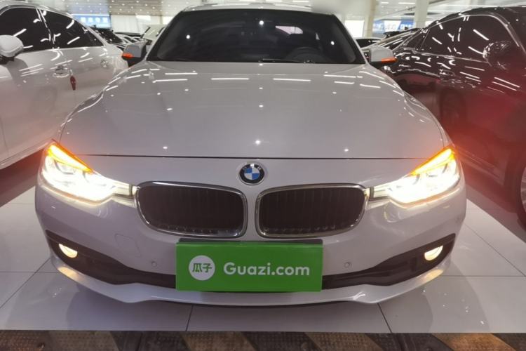 Used BMW 3 Series 2016 320i Fashion Model Front