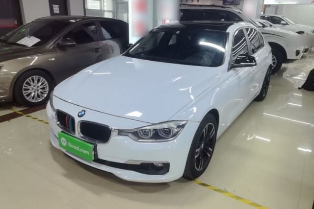 Ojetý BMW 3 Series 2016 320Li Fashion Model