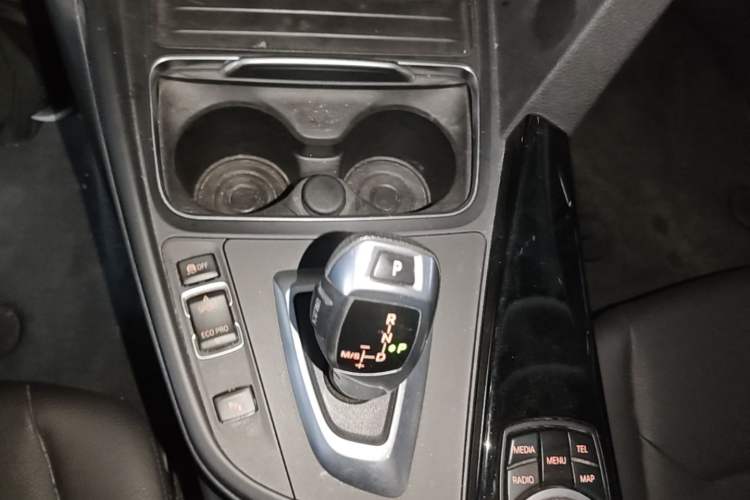 Used BMW 3 Series 2016 320Li Fashion Model Gear Lever