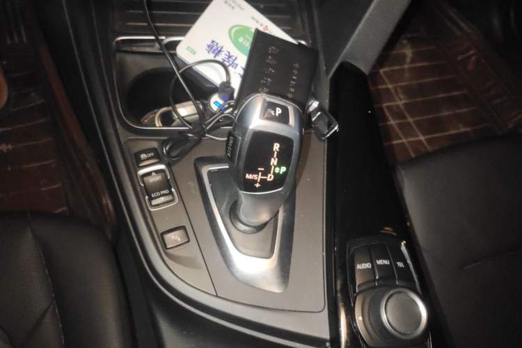 Used BMW 3 Series 2016 316i Fashion Model Gear Lever
