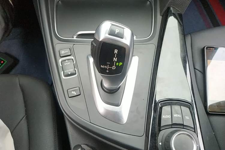 Used BMW 3 Series 2016 316i Fashion Model Gear Lever