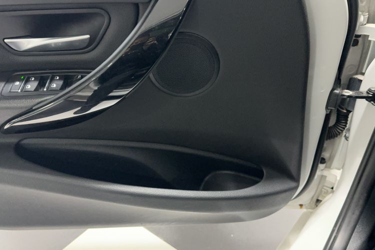 Used BMW 3 Series 2016 320Li Fashion Model Gear Lever