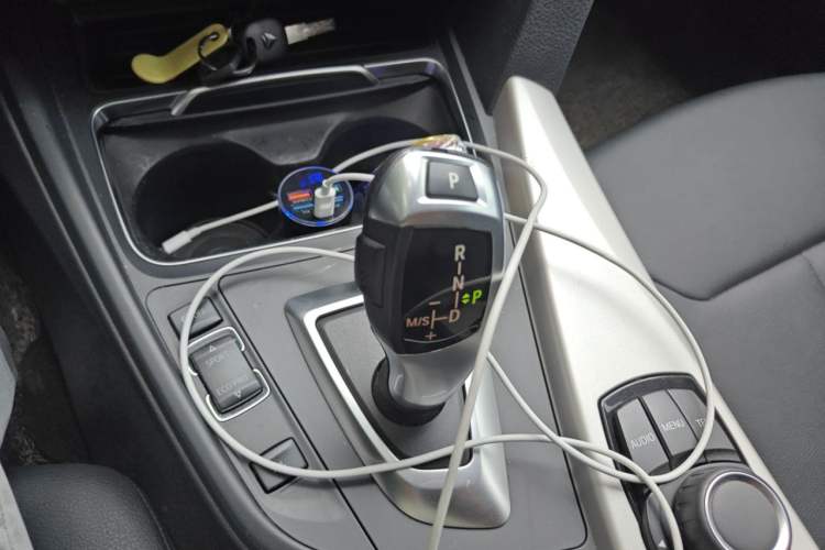 Used BMW 3 Series 2016 320Li Ambition Model Gear Lever