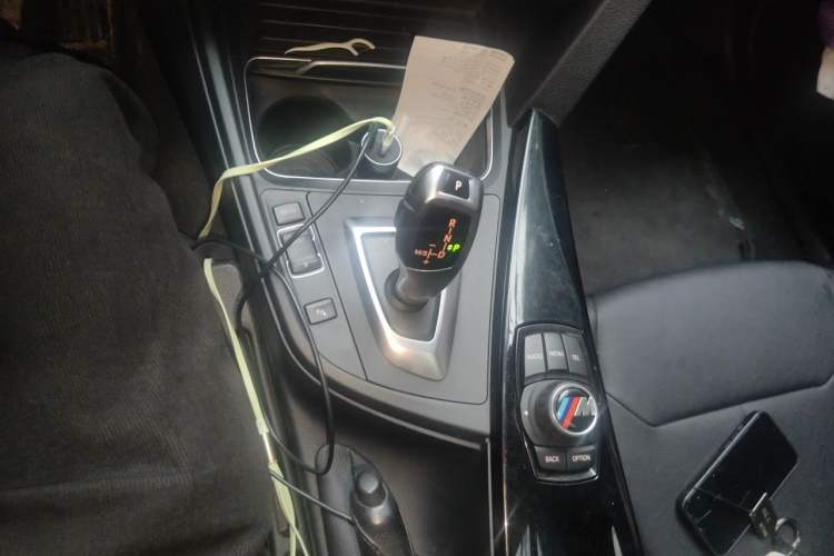 Used BMW 3 Series 2016 316i Fashion Model Gear Lever