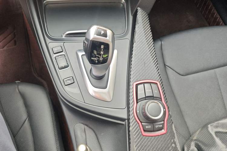 Used BMW 3 Series 2016 316i Fashion Model Gear Lever