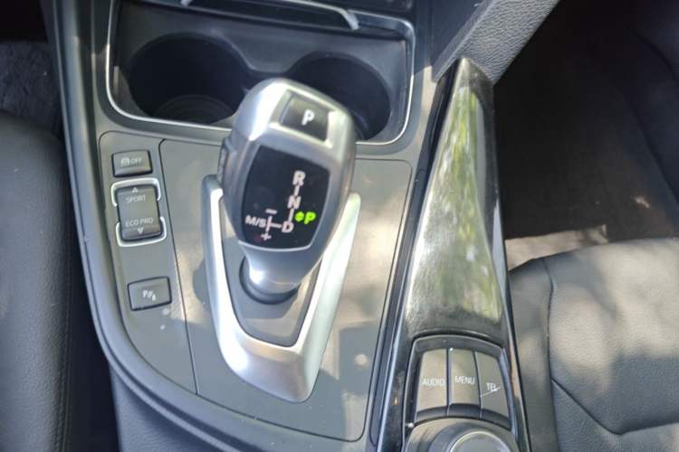 Used BMW 3 Series 2016 316Li Fashion Model Gear Lever