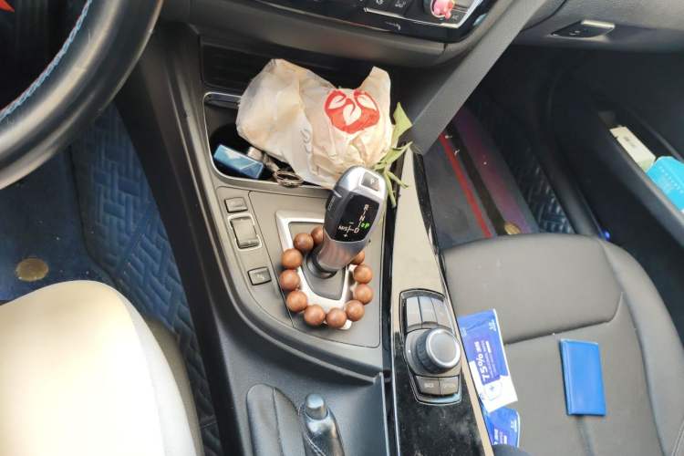 Used BMW 3 Series 2016 320Li Ambition Model Gear Lever
