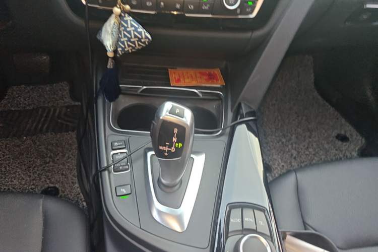 Used BMW 3 Series 2016 316Li Fashion Model Gear Lever