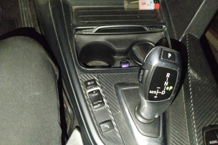 Used BMW 3 Series 2016 320Li Ambition Model Gear Lever