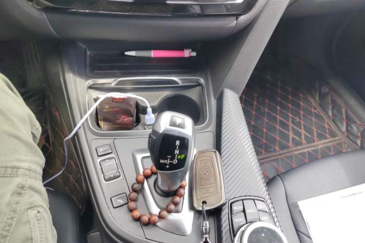 Used BMW 3 Series 2016 320Li Fashion Model Gear Lever