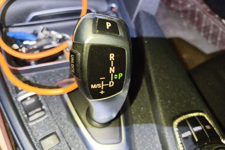 Used BMW 3 Series 2016 316Li Fashion Model Gear Lever