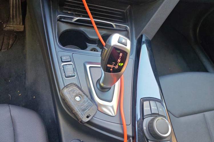 Used BMW 3 Series 2016 320Li Ambition Model Gear Lever