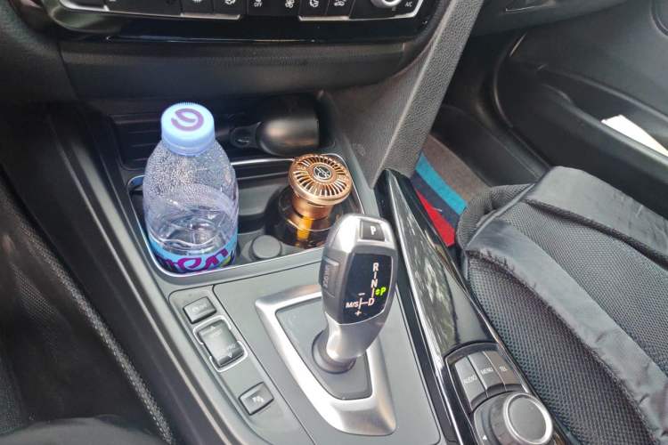 Used BMW 3 Series 2016 316Li Fashion Model Gear Lever