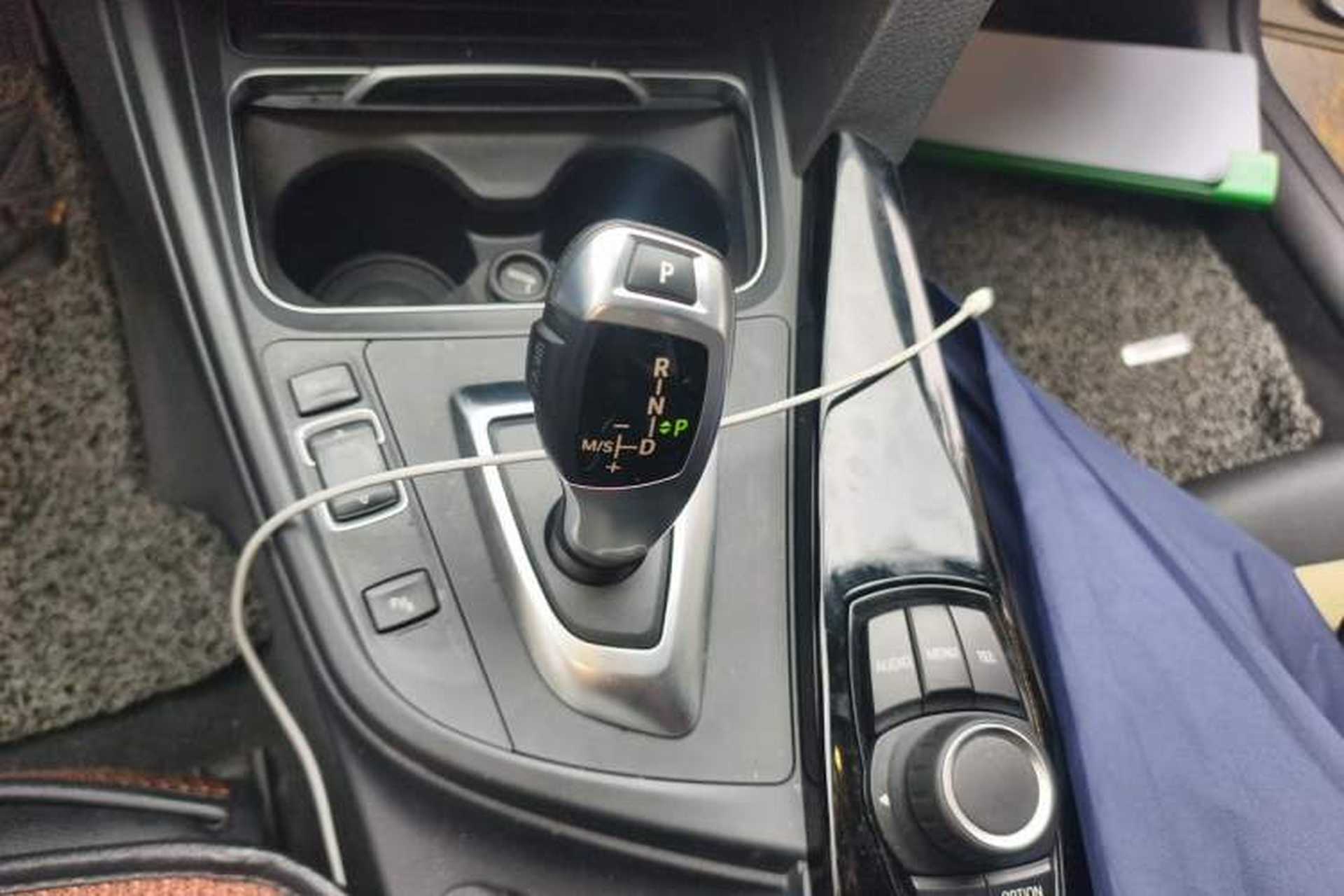 Used BMW 3 Series 2016 316Li Fashion Model Gear Lever