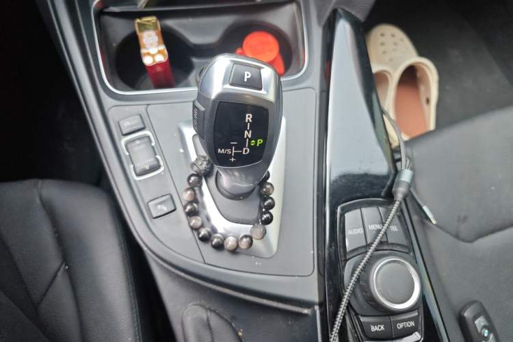 Used BMW 3 Series 2016 320Li Ambition Model Gear Lever