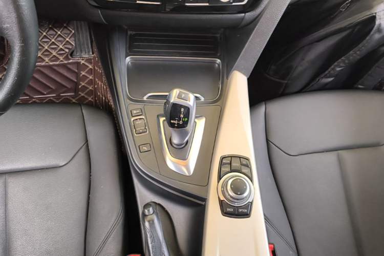 Used BMW 3 Series 2016 320i Fashion Model Gear Lever