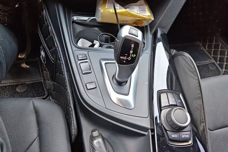 Used BMW 3 Series 2016 316Li Fashion Model Gear Lever