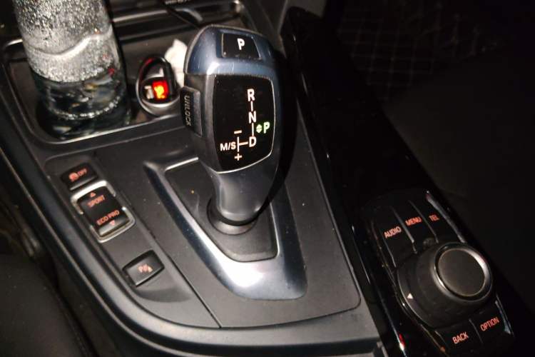 Used BMW 3 Series 2016 316Li Fashion Model Gear Lever