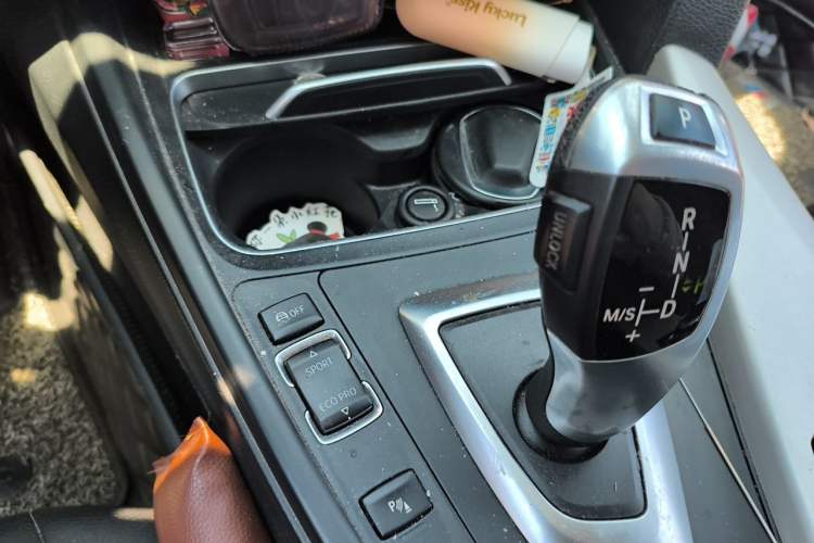 Used BMW 3 Series 2016 320Li Fashion Model Gear Lever