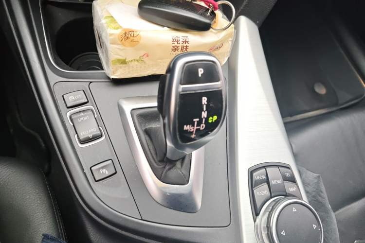 Used BMW 3 Series 2016 328Li Fashion Model Gear Lever