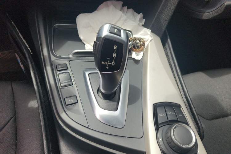 Used BMW 3 Series 2016 320Li Ambition Model Gear Lever