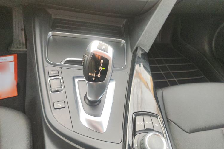 Used BMW 3 Series 2016 316Li Fashion Model Gear Lever
