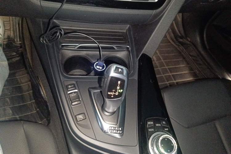 Used BMW 3 Series 2016 320Li Fashion Model Gear Lever