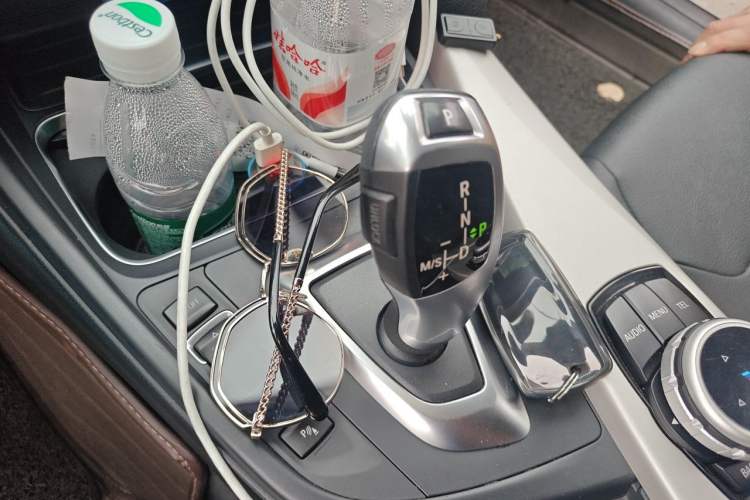 Used BMW 3 Series 2016 320Li Ambition Model Gear Lever