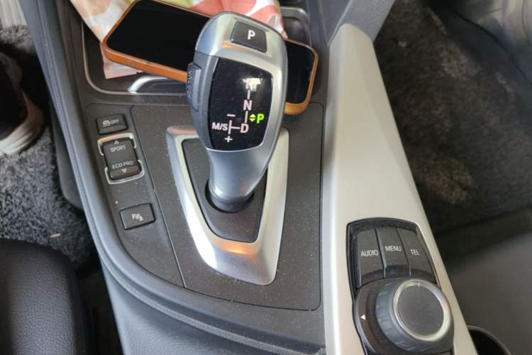 Used BMW 3 Series 2016 316i Fashion Model Gear Lever