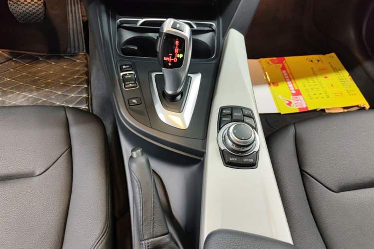 Used BMW 3 Series 2016 320Li Fashion Model Gear Lever