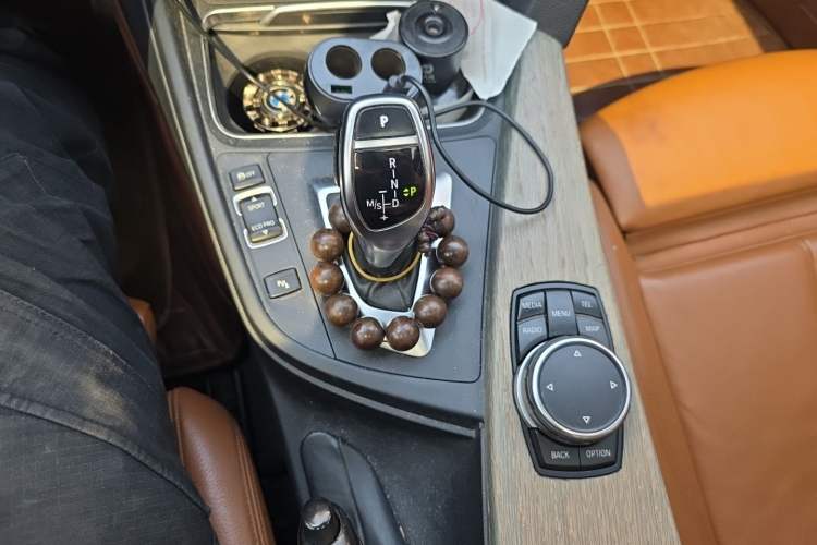 Used BMW 3 Series 2016 328i M Sport Gear Lever