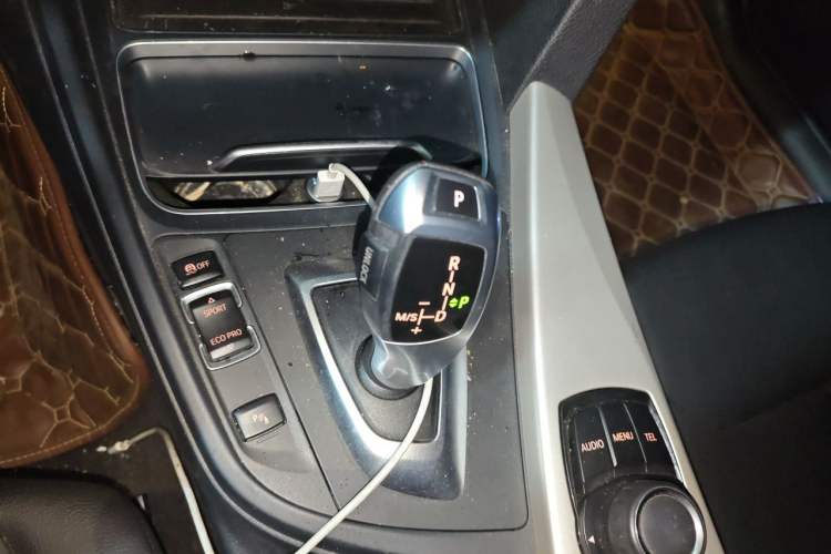 Used BMW 3 Series 2016 320Li Ambition Model Gear Lever