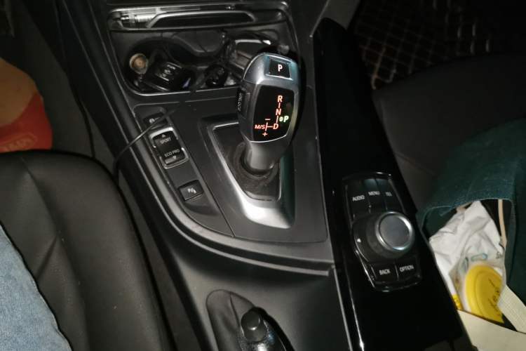 Used BMW 3 Series 2016 316Li Fashion Model Gear Lever