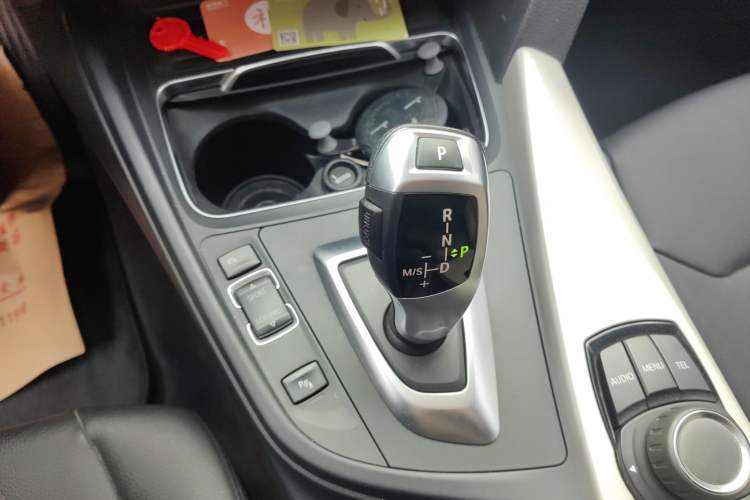 Used BMW 3 Series 2016 316i Fashion Model Gear Lever