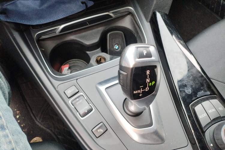 Used BMW 3 Series 2016 320Li Ambition Model Gear Lever