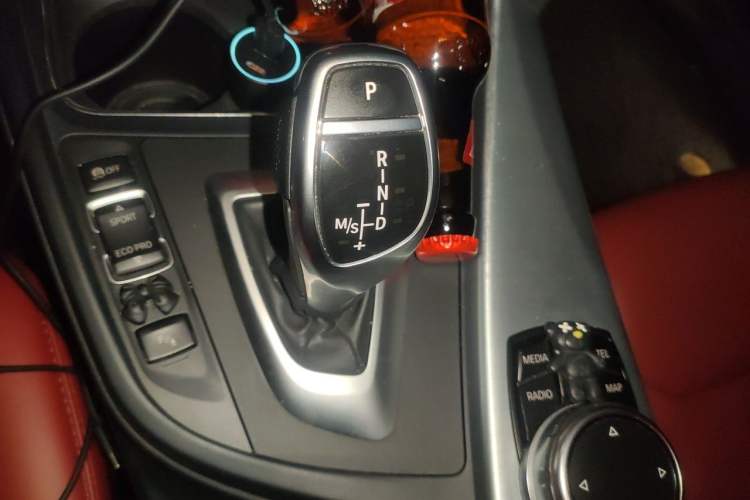 Used BMW 3 Series 2016 328Li Fashion Model Gear Lever