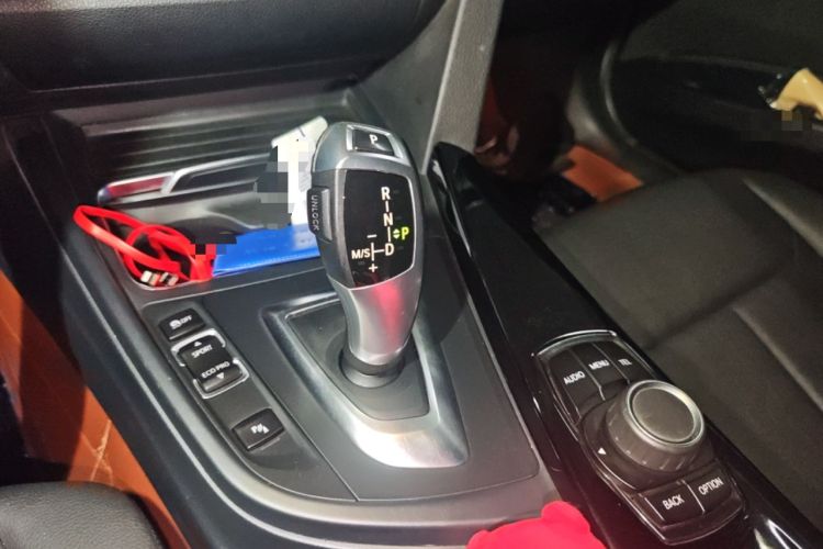 Used BMW 3 Series 2016 316Li Fashion Model Gear Lever